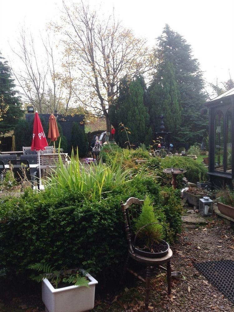 The Retreat Castle Bed and Breakfast Bonnyrigg Exteriör bild